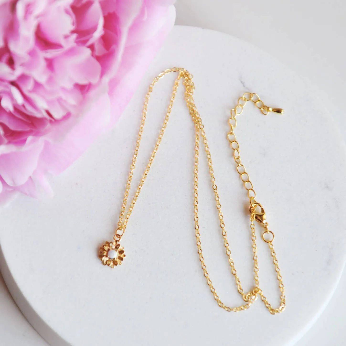Oh So Lovely DAISY Necklace