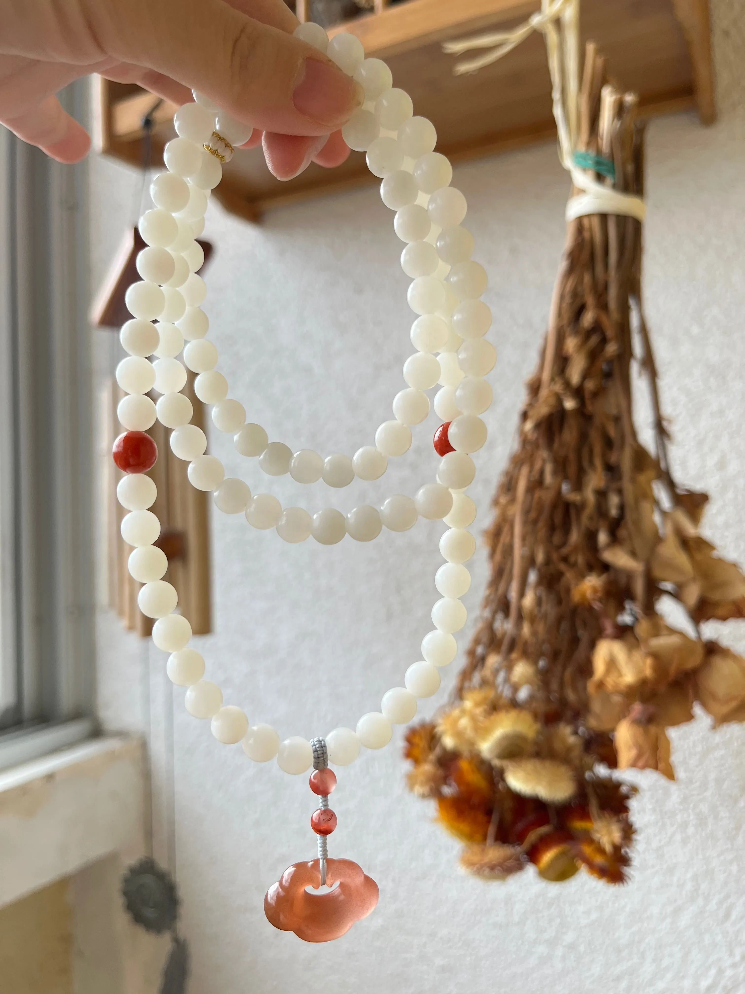 White Nephrite Beaded (8mm) Necklace, 俄白柔光108长串