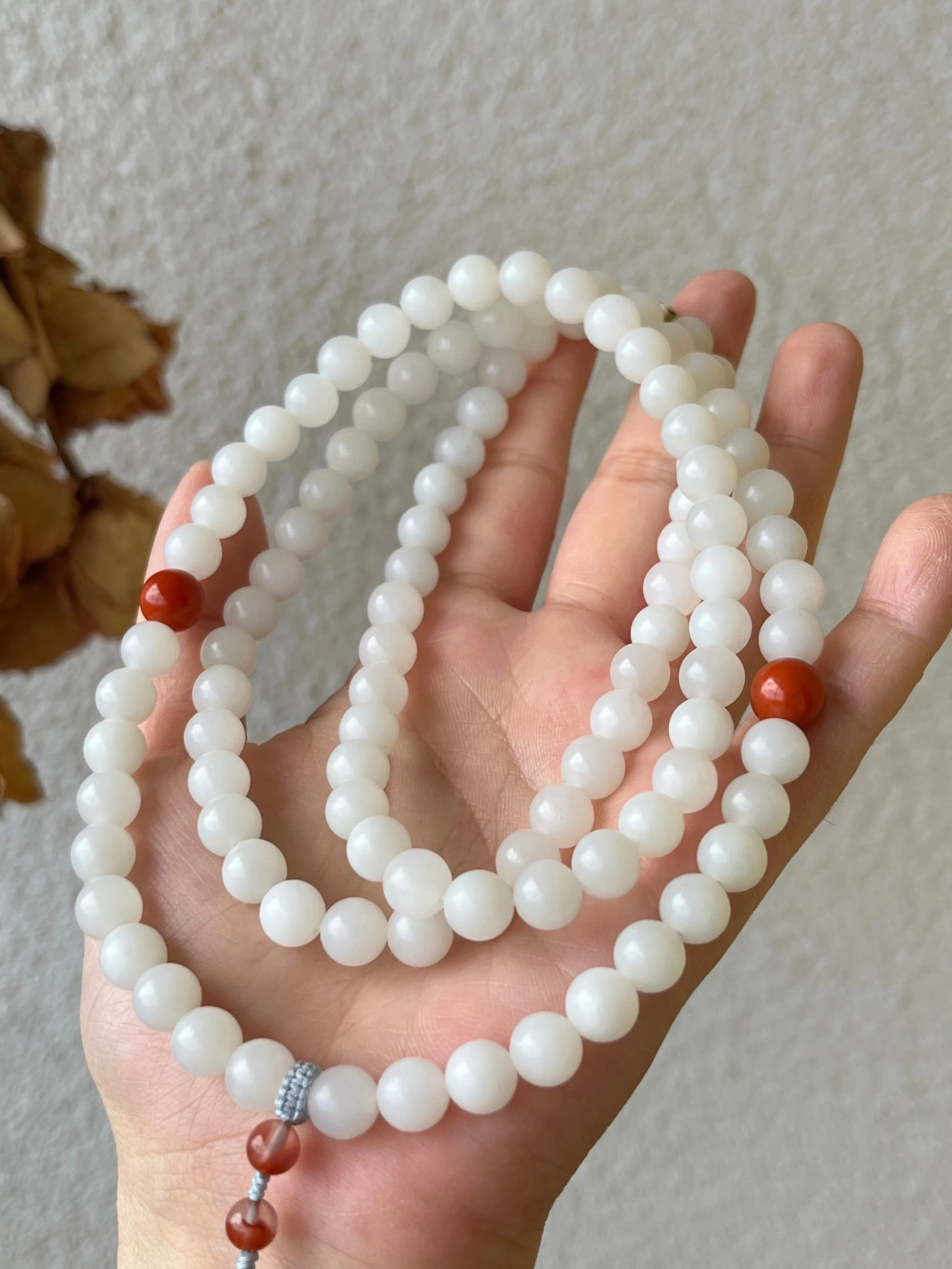 White Nephrite Beaded (8mm) Necklace, 俄白柔光108长串