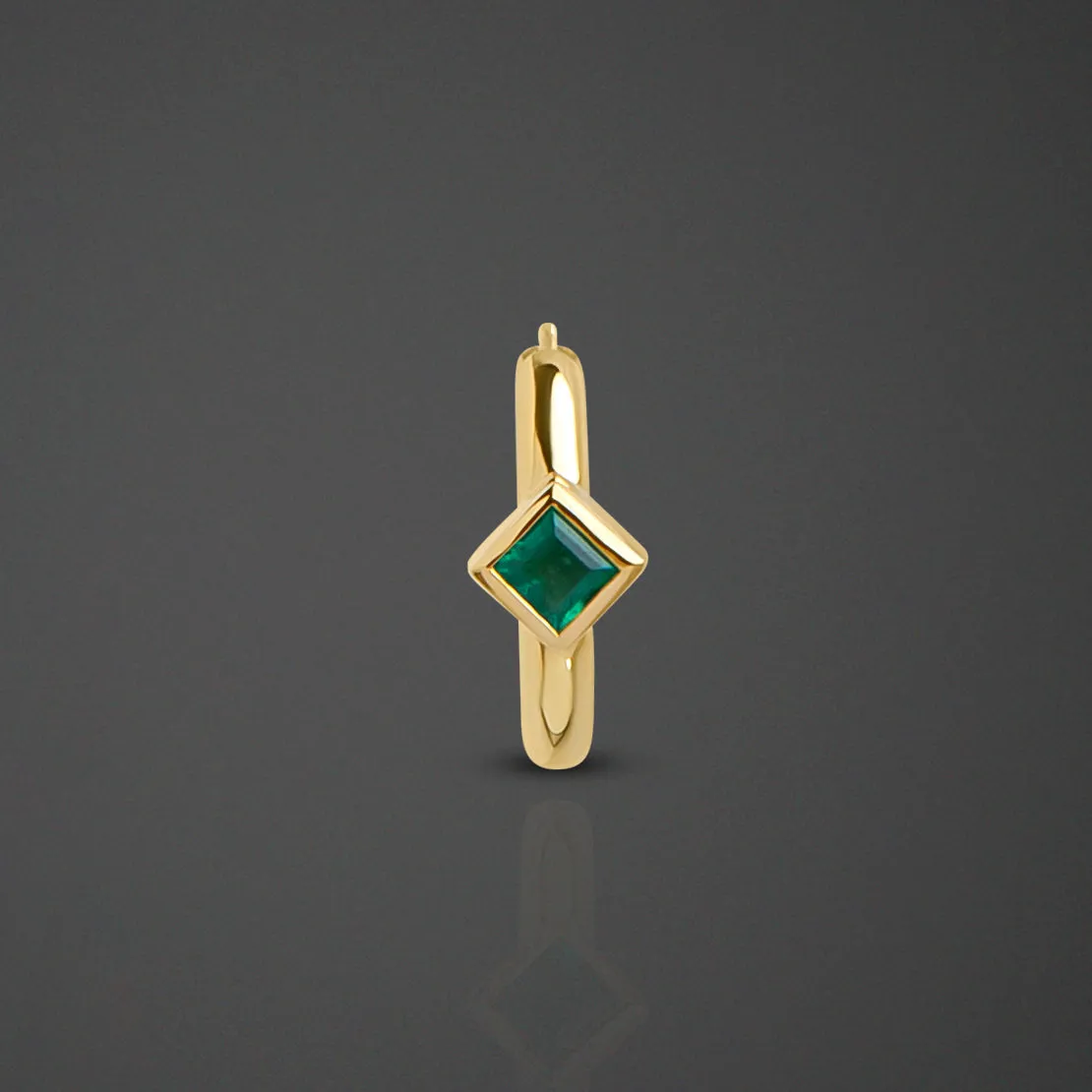 Yellow Gold 18K Open-Back Earrings